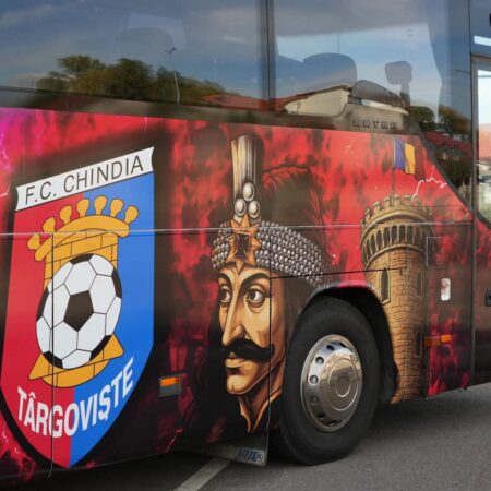 Chindia Târgoviște își poartă istoria pe drumurile României! Chindia Târgoviște