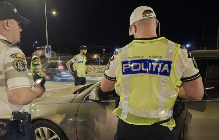 Fără permis, dar la volan: trei tineri din Dâmbovița s-au ales cu dosare penale Fără permis, dar la volan: trei tineri din Dâmbovița s-au ales cu dosare penale