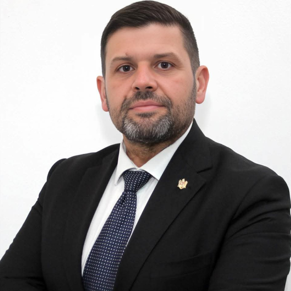 PSD schimbă garnitura la Prefectura Dâmbovița! Marian Tănase, propus prefect, Constantin Ionuț Constantin, subprefect