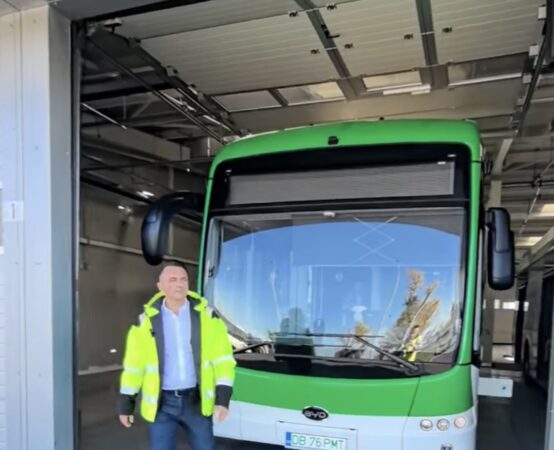 Parc fotovoltaic pentru autobuzele electrice din Târgoviște. Investiție de aproape 10 milioane de lei, cu bani europeni