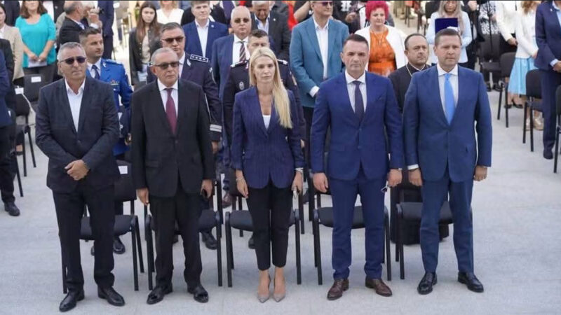 Primarul municipiului Târgoviște, Daniel Cristian Stan: „Un oraș cu universitate este privilegiat. Târgoviștea are nevoie de forfota academică și de ideile studenților” Primarul municipiului Târgoviște, Daniel Cristian Stan: „Un oraș cu universitate este privilegiat. Târgoviștea are nevoie de forfota academică și de ideile studenților”