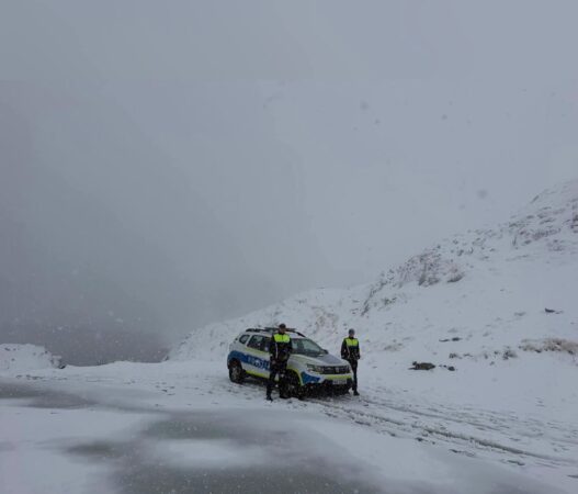 Transfăgărășanul și Transalpina s-au închis! Cele două șosele spectaculoase ale României intră în pauza de iarnă Transfăgărășanul și Transalpina s-au închis! Cele două șosele spectaculoase ale României intră în pauza de iarnă