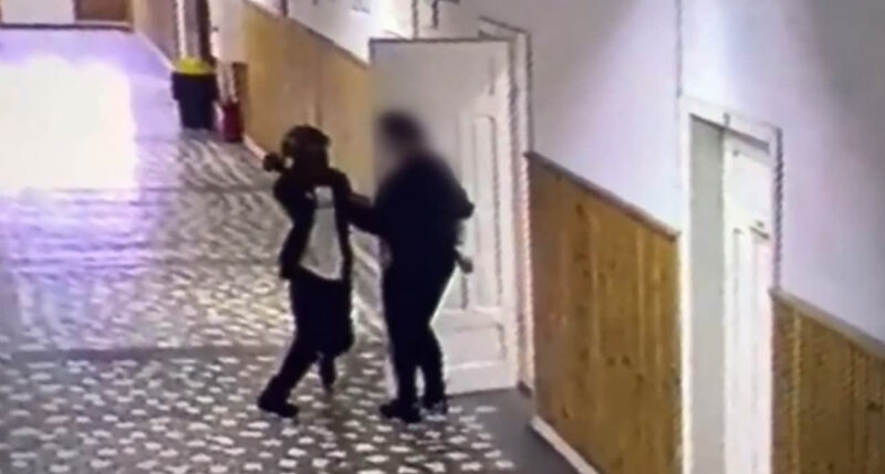 Treziți-vă, guvernanților și parlamentarilor! Copiii au nevoie de protecție, nu de promisiuni după fiecare tragedie! Treziți-vă, guvernanților și parlamentarilor! Copiii au nevoie de protecție, nu de promisiuni după fiecare tragedie!